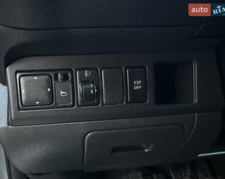 Серый Ниссан Ноут, объемом двигателя 1.4 л и пробегом 178 тыс. км за 4950 $, фото 16 на Automoto.ua