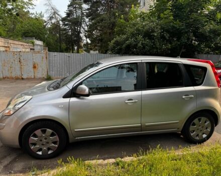 Сірий Ніссан Ноут, об'ємом двигуна 1.6 л та пробігом 255 тис. км за 6200 $, фото 2 на Automoto.ua