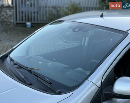 Сірий Ніссан Ноут, об'ємом двигуна 1.6 л та пробігом 189 тис. км за 5950 $, фото 4 на Automoto.ua