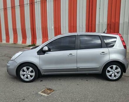 Сірий Ніссан Ноут, об'ємом двигуна 1.6 л та пробігом 188 тис. км за 6300 $, фото 3 на Automoto.ua
