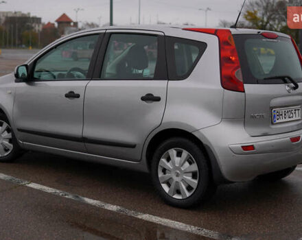 Серый Ниссан Ноут, объемом двигателя 1.6 л и пробегом 215 тыс. км за 6000 $, фото 10 на Automoto.ua