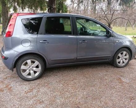 Серый Ниссан Ноут, объемом двигателя 1.6 л и пробегом 218 тыс. км за 6300 $, фото 2 на Automoto.ua