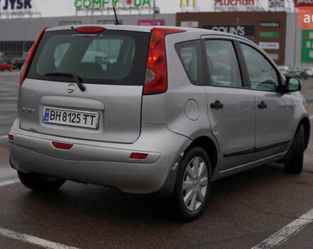 Серый Ниссан Ноут, объемом двигателя 1.6 л и пробегом 215 тыс. км за 6000 $, фото 15 на Automoto.ua