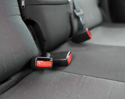 Сірий Ніссан Ноут, об'ємом двигуна 1.6 л та пробігом 219 тис. км за 3800 $, фото 15 на Automoto.ua