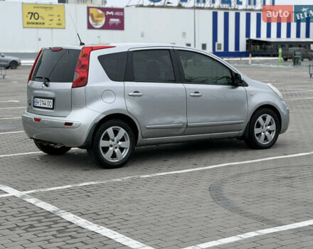 Сірий Ніссан Ноут, об'ємом двигуна 1.6 л та пробігом 205 тис. км за 5700 $, фото 3 на Automoto.ua