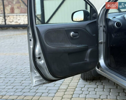 Сірий Ніссан Ноут, об'ємом двигуна 1.6 л та пробігом 189 тис. км за 5950 $, фото 13 на Automoto.ua