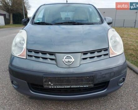 Серый Ниссан Ноут, объемом двигателя 1.6 л и пробегом 211 тыс. км за 6400 $, фото 2 на Automoto.ua