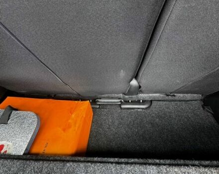 Сірий Ніссан Ноут, об'ємом двигуна 1.6 л та пробігом 255 тис. км за 6200 $, фото 16 на Automoto.ua