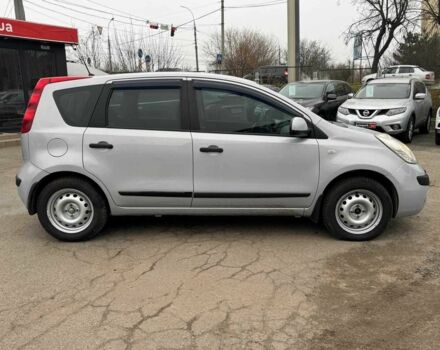 Сірий Ніссан Ноут, об'ємом двигуна 1.4 л та пробігом 137 тис. км за 4990 $, фото 4 на Automoto.ua