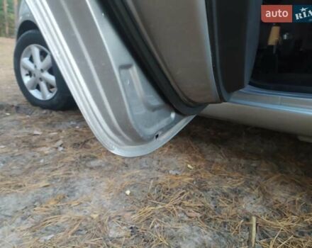 Серый Ниссан Ноут, объемом двигателя 1.6 л и пробегом 192 тыс. км за 5300 $, фото 14 на Automoto.ua
