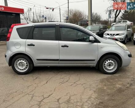 Сірий Ніссан Ноут, об'ємом двигуна 1.4 л та пробігом 137 тис. км за 4990 $, фото 4 на Automoto.ua