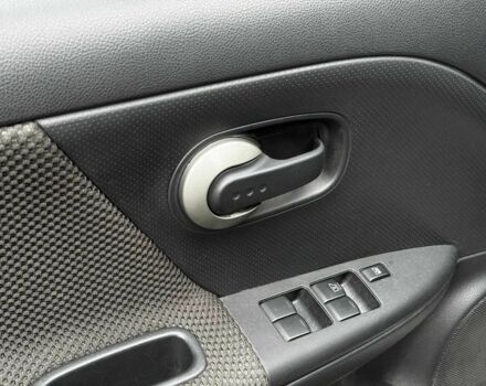 Сірий Ніссан Ноут, об'ємом двигуна 1.6 л та пробігом 127 тис. км за 5890 $, фото 14 на Automoto.ua