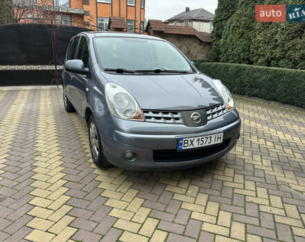 Сірий Ніссан Ноут, об'ємом двигуна 1.6 л та пробігом 190 тис. км за 7950 $, фото 2 на Automoto.ua