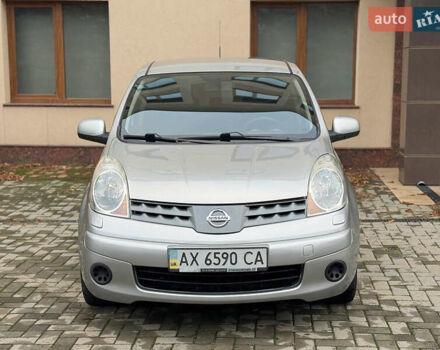 Серый Ниссан Ноут, объемом двигателя 1.4 л и пробегом 142 тыс. км за 5200 $, фото 7 на Automoto.ua