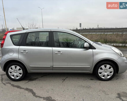 Серый Ниссан Ноут, объемом двигателя 0 л и пробегом 215 тыс. км за 5599 $, фото 4 на Automoto.ua