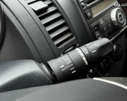 Серый Ниссан Ноут, объемом двигателя 1.6 л и пробегом 127 тыс. км за 5890 $, фото 19 на Automoto.ua