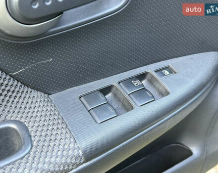 Серый Ниссан Ноут, объемом двигателя 1.6 л и пробегом 207 тыс. км за 7500 $, фото 29 на Automoto.ua