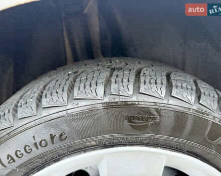 Серый Ниссан Ноут, объемом двигателя 1.4 л и пробегом 142 тыс. км за 5200 $, фото 22 на Automoto.ua