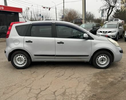 Сірий Ніссан Ноут, об'ємом двигуна 1.4 л та пробігом 137 тис. км за 4990 $, фото 4 на Automoto.ua