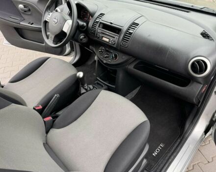 Сірий Ніссан Ноут, об'ємом двигуна 1.4 л та пробігом 182 тис. км за 5700 $, фото 14 на Automoto.ua