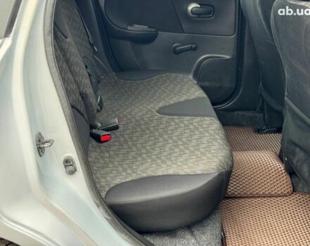 Сірий Ніссан Ноут, об'ємом двигуна 1.4 л та пробігом 137 тис. км за 4990 $, фото 18 на Automoto.ua