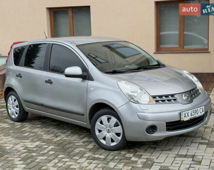Серый Ниссан Ноут, объемом двигателя 1.4 л и пробегом 142 тыс. км за 4800 $, фото 13 на Automoto.ua