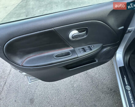 Серый Ниссан Ноут, объемом двигателя 1.6 л и пробегом 250 тыс. км за 5800 $, фото 17 на Automoto.ua