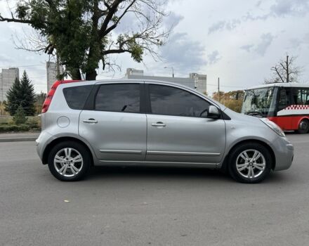 Сірий Ніссан Ноут, об'ємом двигуна 1.6 л та пробігом 140 тис. км за 6800 $, фото 4 на Automoto.ua