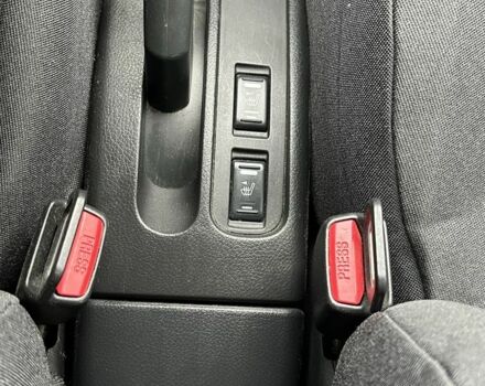 Серый Ниссан Ноут, объемом двигателя 1.6 л и пробегом 83 тыс. км за 5500 $, фото 17 на Automoto.ua