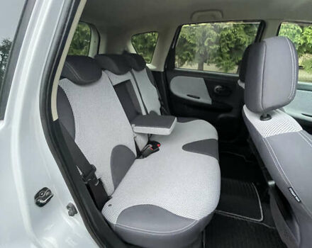 Серый Ниссан Ноут, объемом двигателя 1.39 л и пробегом 192 тыс. км за 4500 $, фото 12 на Automoto.ua