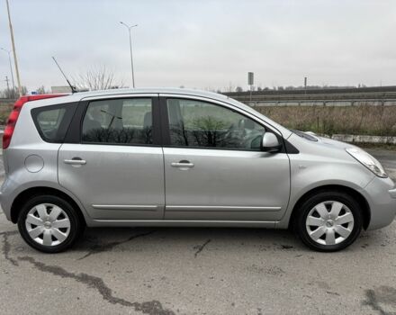Сірий Ніссан Ноут, об'ємом двигуна 0 л та пробігом 214 тис. км за 5699 $, фото 6 на Automoto.ua