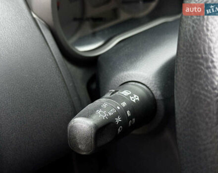 Сірий Ніссан Ноут, об'ємом двигуна 1.6 л та пробігом 127 тис. км за 5890 $, фото 17 на Automoto.ua