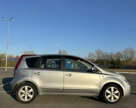 Серый Ниссан Ноут, объемом двигателя 1.6 л и пробегом 120 тыс. км за 6999 $, фото 3 на Automoto.ua