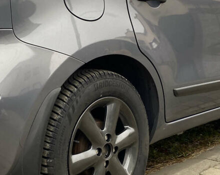 Сірий Ніссан Ноут, об'ємом двигуна 1.39 л та пробігом 210 тис. км за 4500 $, фото 2 на Automoto.ua