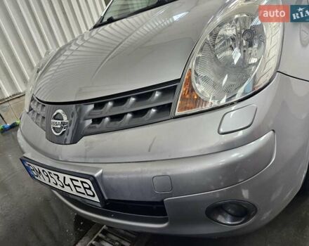 Серый Ниссан Ноут, объемом двигателя 1.6 л и пробегом 188 тыс. км за 6700 $, фото 31 на Automoto.ua