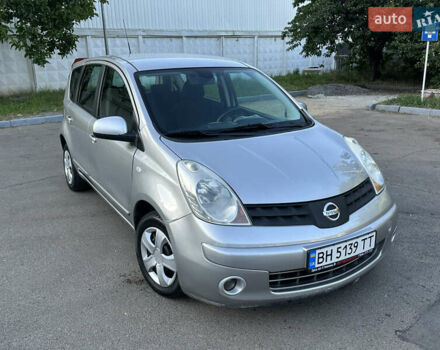 Серый Ниссан Ноут, объемом двигателя 1.6 л и пробегом 250 тыс. км за 6300 $, фото 11 на Automoto.ua