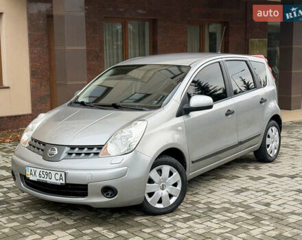 Серый Ниссан Ноут, объемом двигателя 1.4 л и пробегом 142 тыс. км за 5200 $, фото 12 на Automoto.ua