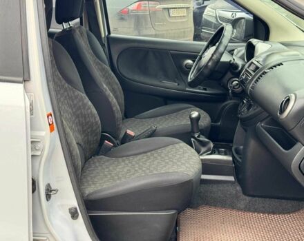 Сірий Ніссан Ноут, об'ємом двигуна 1.4 л та пробігом 137 тис. км за 4990 $, фото 20 на Automoto.ua