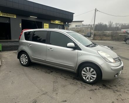 Серый Ниссан Ноут, объемом двигателя 1.6 л и пробегом 83 тыс. км за 5500 $, фото 5 на Automoto.ua