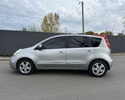 Сірий Ніссан Ноут, об'ємом двигуна 1.6 л та пробігом 140 тис. км за 6800 $, фото 5 на Automoto.ua