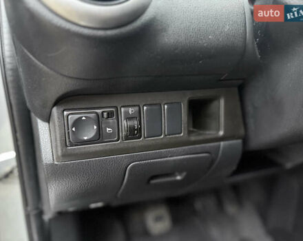 Серый Ниссан Ноут, объемом двигателя 1.4 л и пробегом 142 тыс. км за 5200 $, фото 40 на Automoto.ua