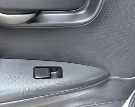 Сірий Ніссан Ноут, об'ємом двигуна 0 л та пробігом 214 тис. км за 5699 $, фото 21 на Automoto.ua