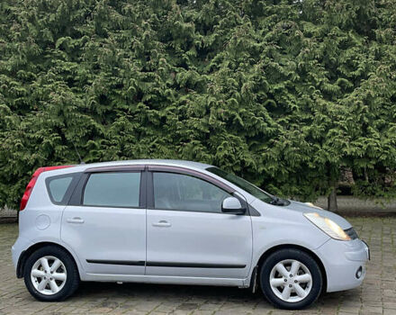 Серый Ниссан Ноут, объемом двигателя 1.39 л и пробегом 192 тыс. км за 4500 $, фото 3 на Automoto.ua