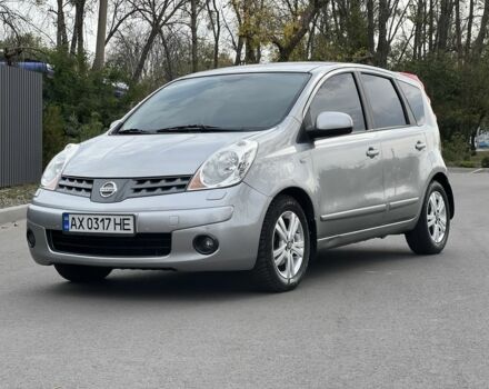 Сірий Ніссан Ноут, об'ємом двигуна 1.6 л та пробігом 140 тис. км за 6800 $, фото 1 на Automoto.ua