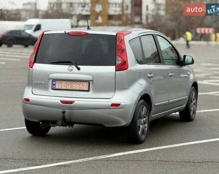 Сірий Ніссан Ноут, об'ємом двигуна 1.6 л та пробігом 238 тис. км за 5499 $, фото 1 на Automoto.ua