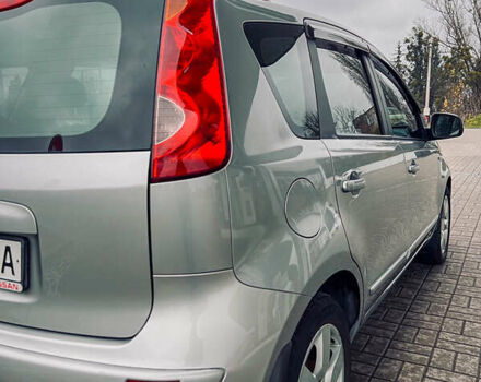 Серый Ниссан Ноут, объемом двигателя 1.6 л и пробегом 122 тыс. км за 6990 $, фото 6 на Automoto.ua