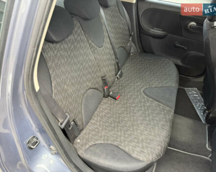 Серый Ниссан Ноут, объемом двигателя 1.4 л и пробегом 190 тыс. км за 4999 $, фото 11 на Automoto.ua