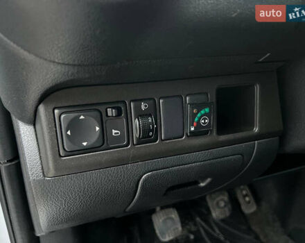 Сірий Ніссан Ноут, об'ємом двигуна 1.4 л та пробігом 173 тис. км за 5700 $, фото 17 на Automoto.ua