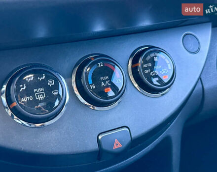 Серый Ниссан Ноут, объемом двигателя 1.6 л и пробегом 207 тыс. км за 7500 $, фото 33 на Automoto.ua