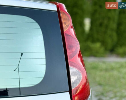 Серый Ниссан Ноут, объемом двигателя 1.6 л и пробегом 207 тыс. км за 7500 $, фото 26 на Automoto.ua